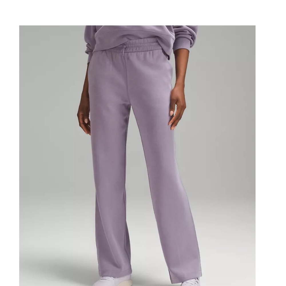 Lululemon soft-stream high rise pant in regular length